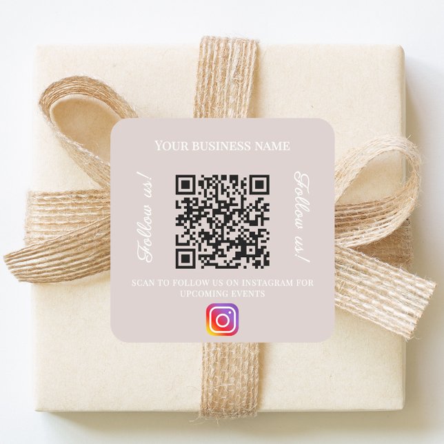 Taupe Geschäftsnamen QR-Code Instagram Quadratischer Aufkleber (Von Creator hochgeladen)