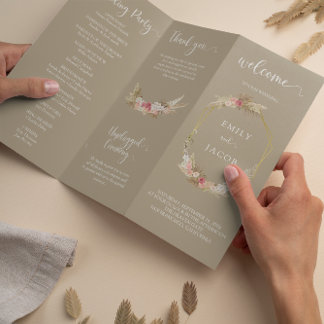Taupe Tri-fold Boho Blumenzettel Flyer
