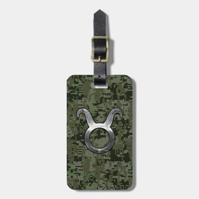 Taurus Signage auf Woodland Green Digital Camoufla Gepäckanhänger (Vorderseite vertikal)