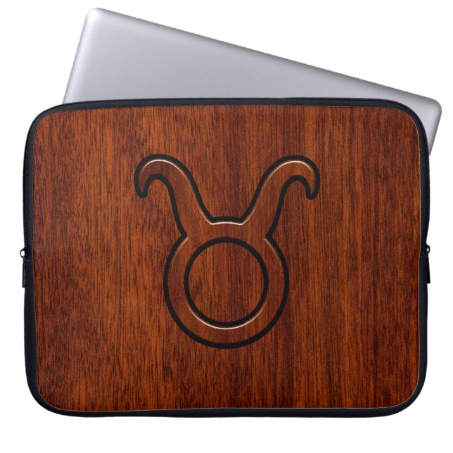 Taurus Zodiac Sign auf Mahogani wie Print Laptopschutzhülle (Vorderseite)