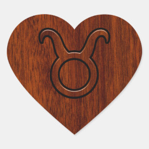 Taurus Zodiac Sign auf Mahogany Style Herz-Aufkleber