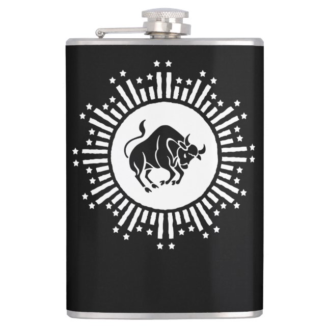 Taurus Zodiac Symbol mit keltischer Sternexplosion Flachmann (Vorderseite)