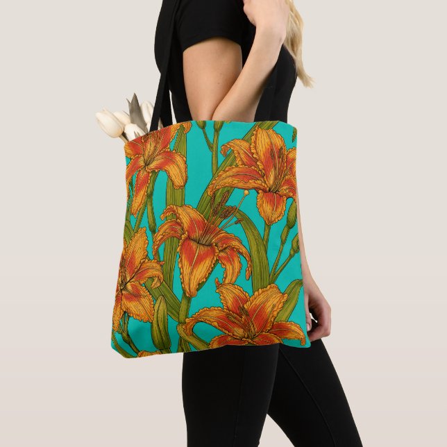 Tawny Dailily Blume (Von Nahem)