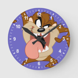 TAZ™| Seiner Zunge ausstechen Runde Wanduhr