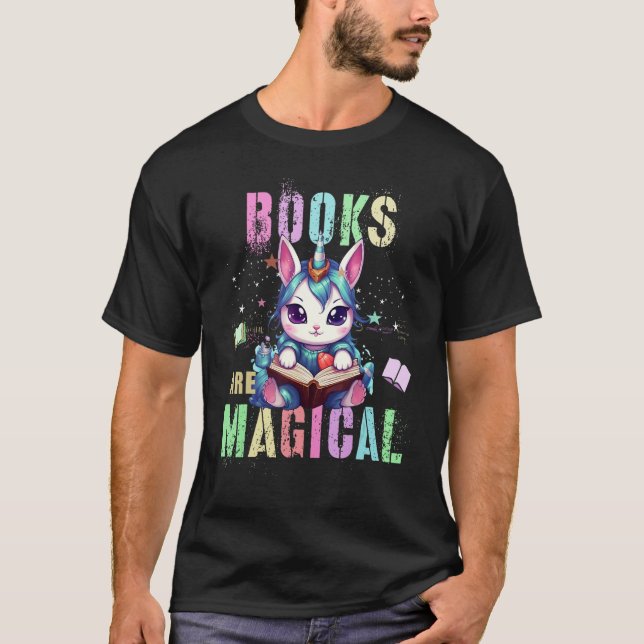 Teacher BOOKS ARE MAGICAL Cat Unicorn School Libra T-Shirt (Vorderseite)