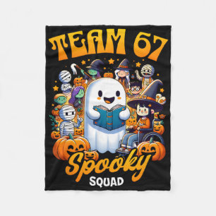 Team 67 Spooky Squad Lustiges Sechs Sieben Meme 6  Fleecedecke