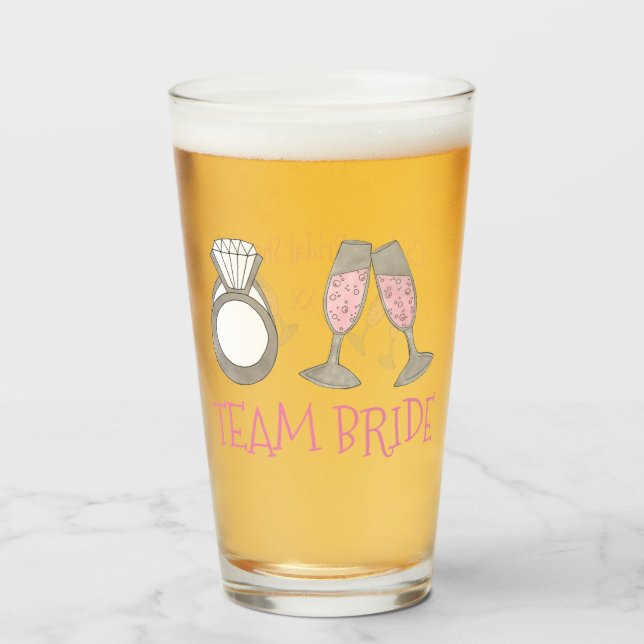 Team Bride Pink Champagne Diamond Ring Hochzeit Glas (Vorne (Gefüllt))