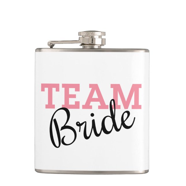 Team Bride Pink Script Flachmann (Vorderseite)