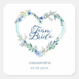 Team Bride Quote & Floral Blue Heart for Wedding Quadratischer Aufkleber