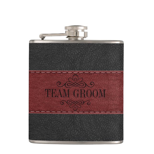 Team Groom Schwarz & Rot Leder  Flachmann (Vorderseite)