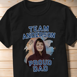 Team [Nachname] Stolz Papa Abschlussfoto T-Shirt