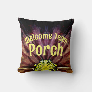 Team Porch / Establishment / Greenleaf / Kissen
