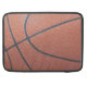Team Spirit_Basketball Beschaffenheit look_Hoops MacBook Pro Sleeve (Rückseite)
