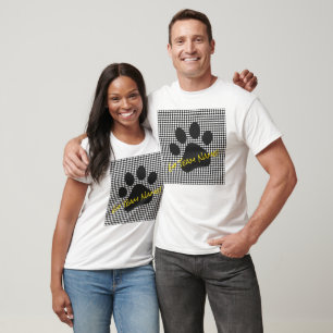 Team Spirit Paw Print Individuelle Name Black Karo T-Shirt