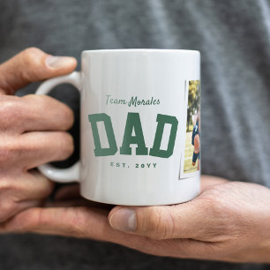 Teamdad Familienname 1 Foto sportlich grün Kaffeetasse