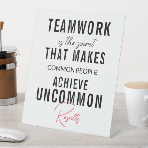 Teamwork Positives Anführungszeichen Sockelschild