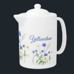 Teapot-Yellowstone-Wildblumen<br><div class="desc">Dieser Teekessel ist in Weiß mit einem hübschen Yellowstone-Wildblumen-Druck dargestellt. Mittlere Größe angezeigt. Passen Sie dieses Objekt an oder kaufen Sie, wie es ist.</div>