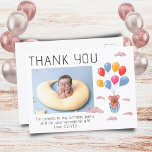 Teddy Bear Balloons Kids Foto Geburtstag Vielen Da Postkarte<br><div class="desc">Niedlich Teddy Bären Balloons Kinder Foto Geburtstag Danke Postcard. Niedlich zeichn eines Teddybären mit bunten Ballons und Wolken. Fügen Sie Ihr Foto,  Text und Ihren Namen hinzu.</div>