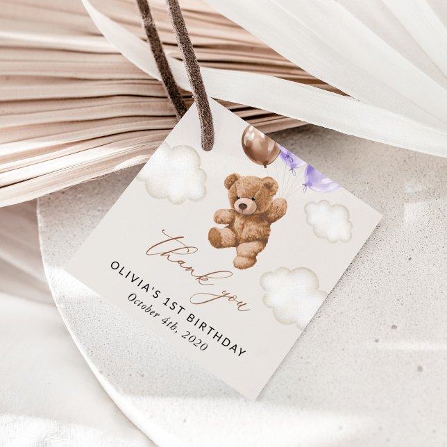 Teddy Bear, Lila Balloons, erster Geburtstag Geschenkanhänger (Von Creator hochgeladen)
