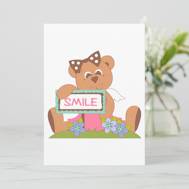 Teddy Bear mit Bow Holding Smile Sign Einladung (Von Creator hochgeladen)