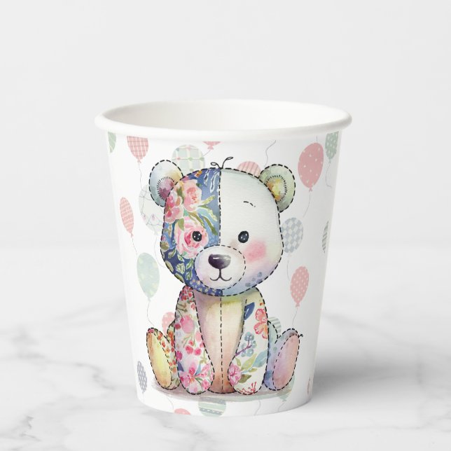Teddy Bear Patchwork in Floral Girl Baby Shower Pappbecher (Vorderseite)
