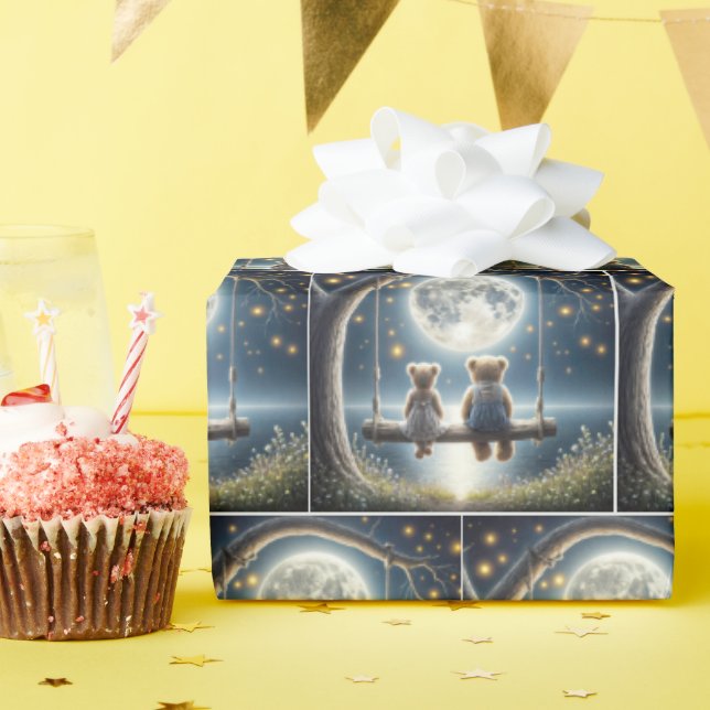 Teddy Bears auf einer Schaukel im Mondlicht Geschenkpapier (Geburtstagsparty)