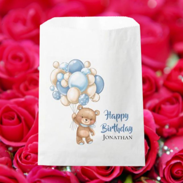 Teddy Boy Happy Birthday - White Geschenktütchen (Celebrate a fun-filled teddy bear birthday party!  )