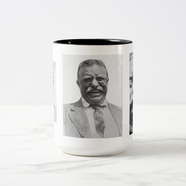 Teddy Roosevelts Leben Zweifarbige Tasse (Mittel)