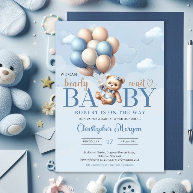 Teddybär mit Luftballons, die vom Himmel absteigen Einladung (We can bearly wait - boy baby shower invitation teddy bear blue and brown balloons)
