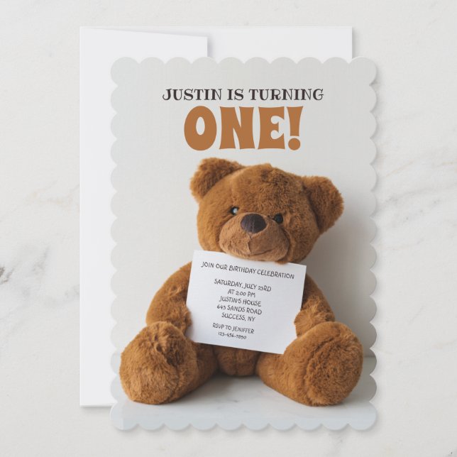 Teddybär mit Schild Einladung (Vorderseite)