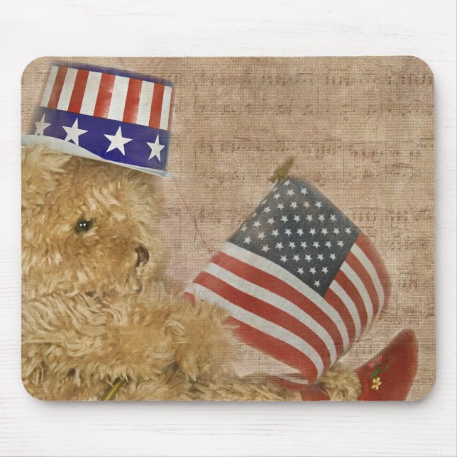 Teddybär unter amerikanischer Flagge Mousepad (Vorne)