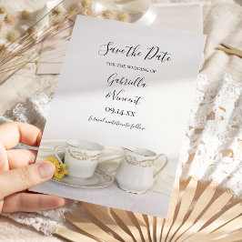 Tee-Cup mit gelben Daisies Hochzeit Save the Date