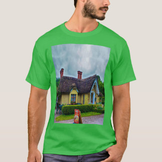 Teehaus im Killarney National Park T-Shirt