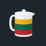 Teekanne mit litauischer Flagge<br><div class="desc">Fügen Sie Ihrer Teezeit eine Touch litauischen Stolzes hinzu mit dieser wunderschön gestalteten Teekanne mit litauischer Flagge! Dieser Teekessel ist mit Präzision gefertigt und präsentiert stolz die fett gelben, grünen und roten Streifen der litauischen Flagge, die Stil und kulinarische Tradition auf Ihren Tisch bringen. Die lebhaften Farben machen es zu...</div>
