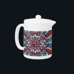 Teekanne mit niederländischer Farbgestaltung<br><div class="desc">Servieren Sie Tee im Stil mit unserer exklusiven Teekanne mit niederländischen Farben in einem wertvoll glitzernden Edelstein 3D Mosaik Design! Dieser elegante Teekessel verbindet die pulsierende Trikolore der Niederlande mit einem atemberaubenden 3D-Mosaikeffekt, der aus schimmernden Edelsteinen hergestellt wurde. Die holländischen Flaggenfarben, die schön in das Design integriert sind, werden durch...</div>