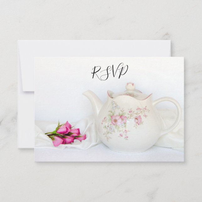 Teekanne mit rosa Rosen Hochzeitskarte für RSVP (Vorderseite)