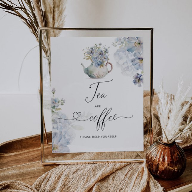 Teekocher und Kaffee-Bar aus Blue Hydrangeas Poster (Von Creator hochgeladen)
