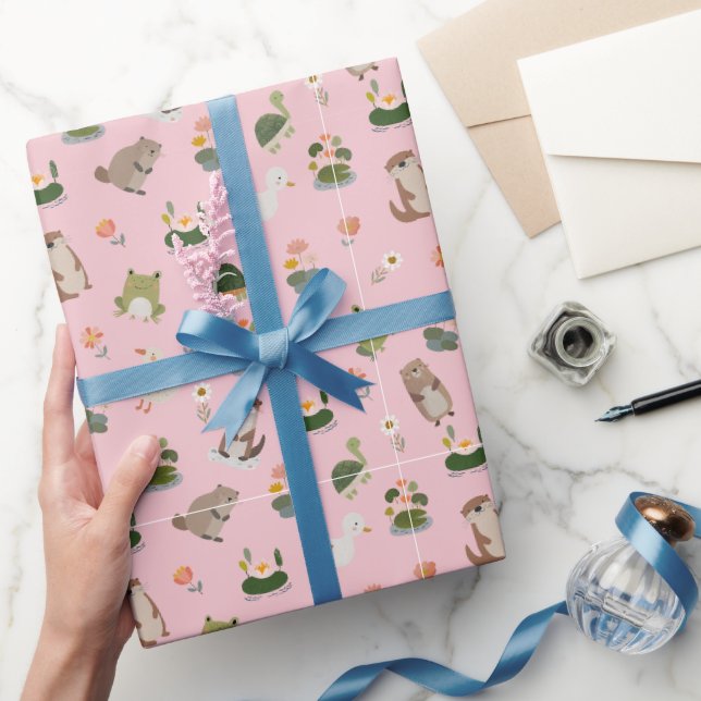 Teich-Tiere & Seerosenblätter auf Hellrosa Geschenkpapier (Schenken)