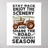 Teilen Sie den Weg dieser Erntezeit Traktor Bauer