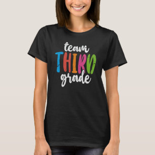 Teilnehmer der dritten Klasse des dritten Klasse T-Shirt