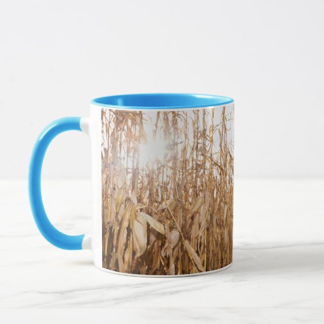 Teils geerntetes Mais-Feld Tasse (Links)