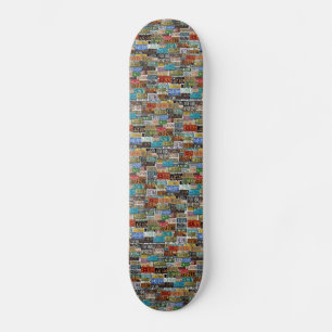 Teller mit Vintager Lizenz Skateboard