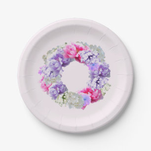 Teller von Blumenblättern in gemischten Farben