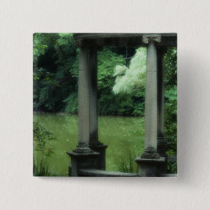 Tempel der Liebe an den alten Westbury Gärten Button