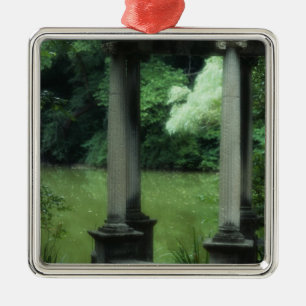 Tempel der Liebe an den alten Westbury Gärten Ornament Aus Metall