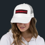 Template fett Schriftart Big Text Womens Mens Secu Truckerkappe<br><div class="desc">Custom Add Image Company Logo fett Schriftart Grosser Text hier Modernes elegantes Template Herren's Women's Unisex Security Mitglied Schwarz / Rot / Weiß Baseball Cap / Trucker Hat.</div>