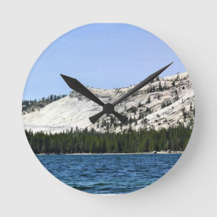 Tenaya Lake, Yosemite, CA Runde Wanduhr