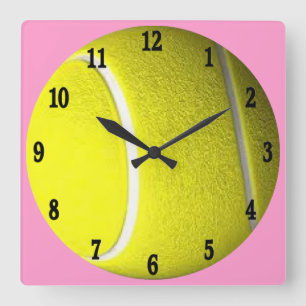 Tennis Ball Pink Quadratische Wanduhr