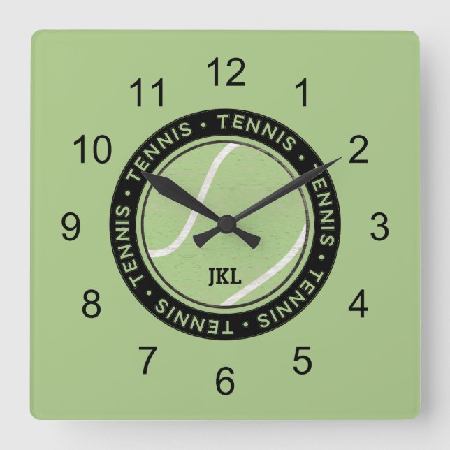 Tennis Ball Wall Clock Black Accents Quadratische Wanduhr (Vorderseite)
