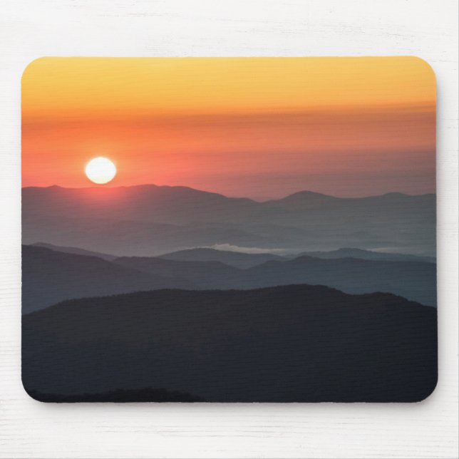 Tennis-Berg, Friedhof-Feld, Sonnenaufgang Mousepad (Vorne)